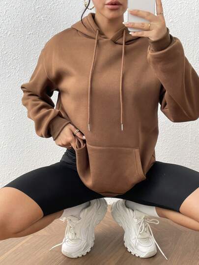 Damen nan cropped Oversize-Hoodie mit tiefer Schulterpartie, Kängurutasche und fleecegefüttertem Innenleben Shop Nory