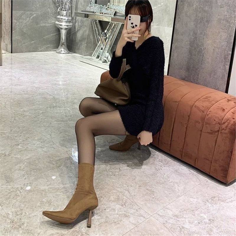 Damen Sock-Stiefeletten aus Stretch mit spitzer Zehenpartie und sculpted Stiletto-Absatz Shop Nory