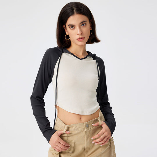 Damen Cropped Kapuzenlongsleeve mit Raglanärmeln, Daumenloch und geripptem Stretchkörper Shop Nory
