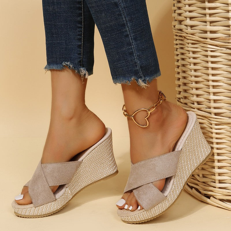 Damen Wedge-Pantoletten mit geflochtenem Design und komfortablem Fußbett