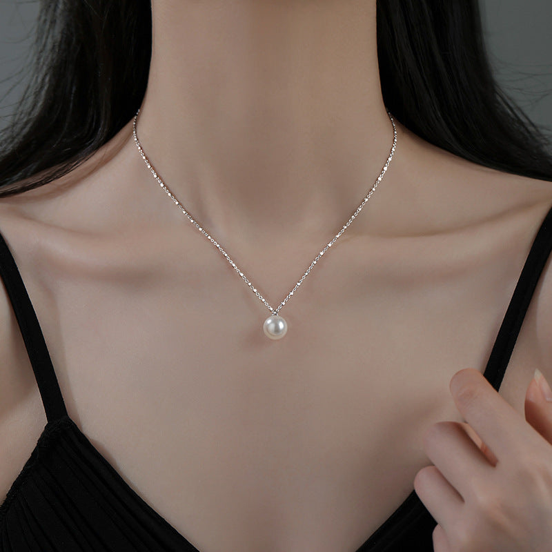 Damen elegante Halskette mit zeitlosem Perlenanhänger und feinem Kettendesign Shop Nory