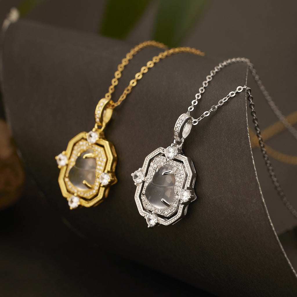Damen elegante Halskette mit exquisitem Anhänger und funkelnden Zirkonia Shop Nory