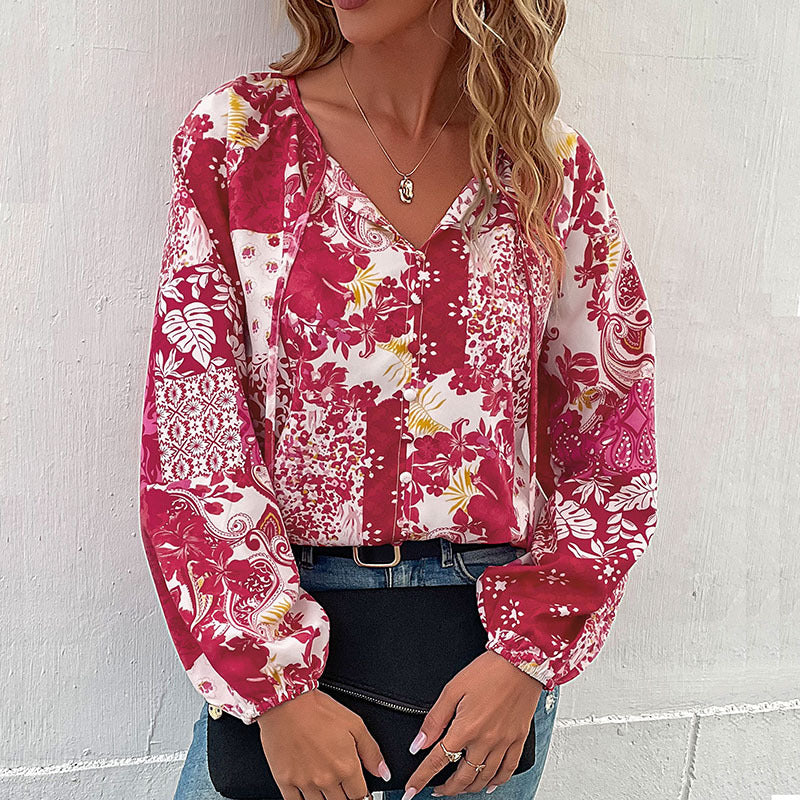Damen Leichte Boho-Bluse mit Patchwork‑Print, Bindeschlitz und Ballonärmeln Shop Nory