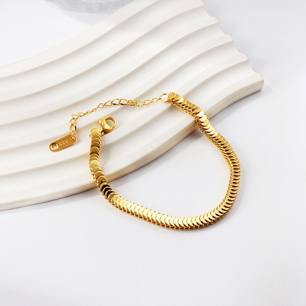 Damen Armband mit elegantem Münzdesign und verschließbarem Karabinerverschluss Shop Nory