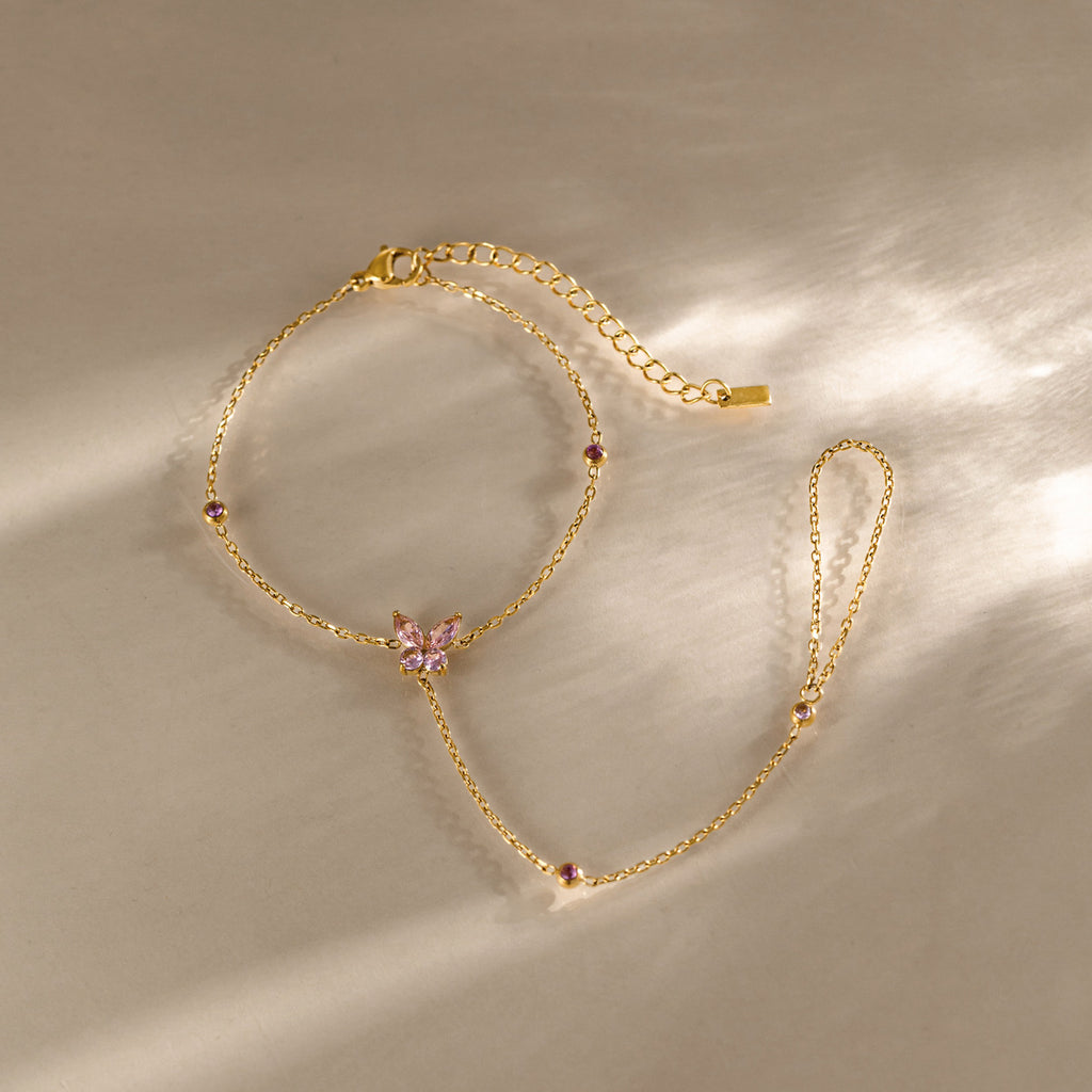 Damen Armband mit funkelndem Schmetterlingsanhänger Shop Nory