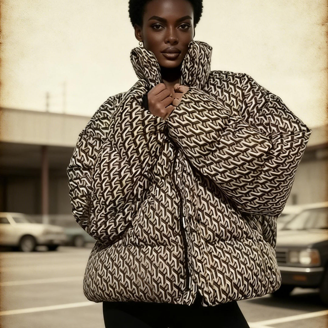 Damen Steppjacke mit hohem Kragen und grafischem Jacquardmuster Shop Nory