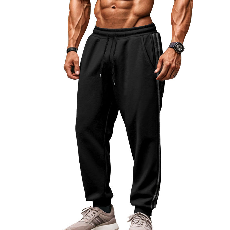 Herren Bequeme Sporthose mit kontrastierenden Seiteneinsätzen und elastischem Bund Shopnory
