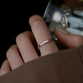 Damen zarter Ring mit elegantem Wellendesign Shop Nory