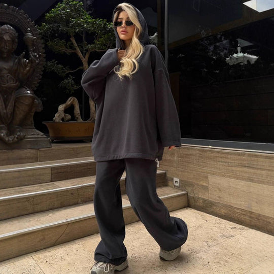 Damen oversized Kapuzen-Sweatshirt mit Ballonärmeln und weite High-Waist Jogginghose Shop Nory