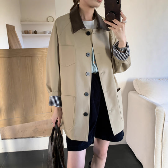 Damen Leichte Oversize-Übergangsjacke mit Kontrastkragen und kariertem Ärmelsaum Shop Nory