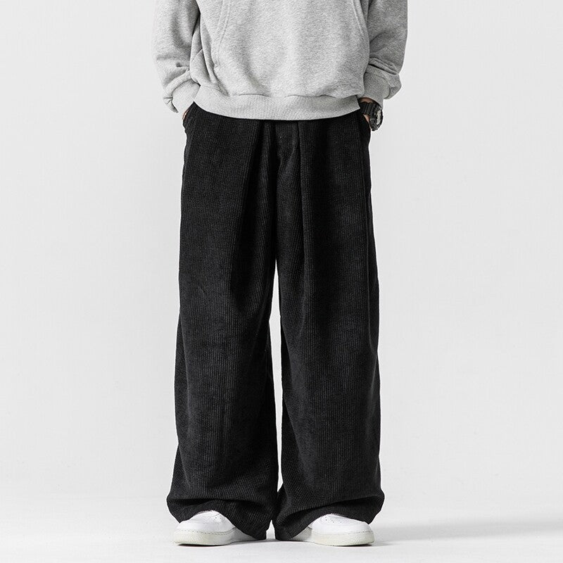 Herren Weite Cordhose mit Bundfalten und Relaxed-Silhouette Shop Nory