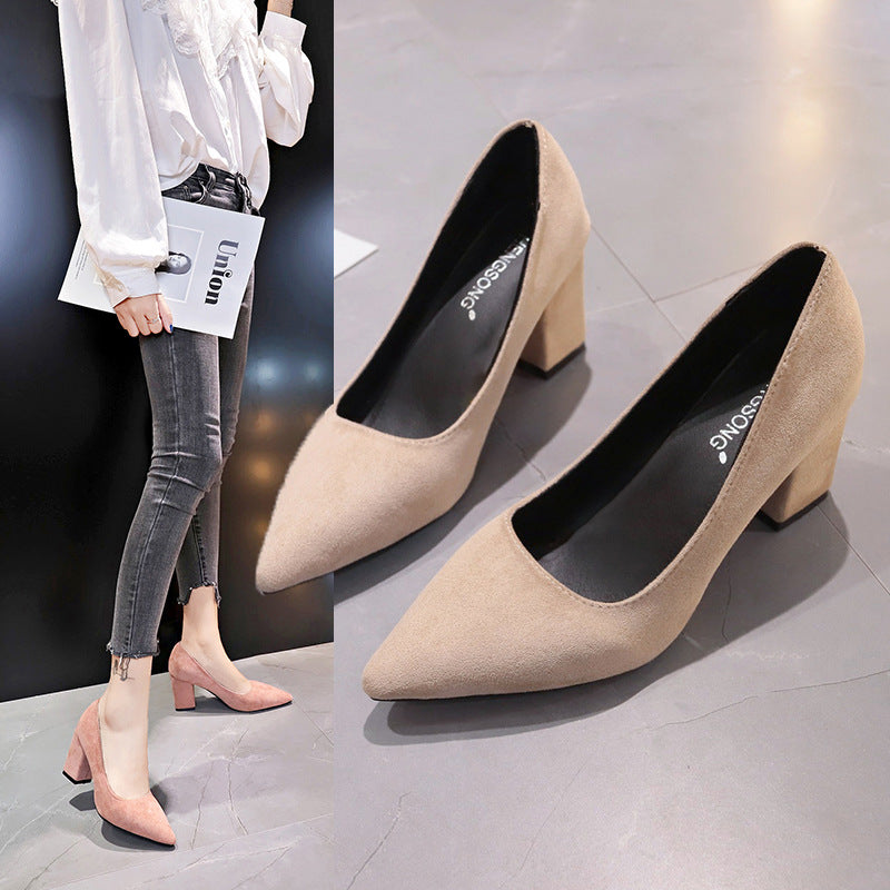 Damen Samtige Spitz-Pumps mit mittelhohem geometrischem Blockabsatz Shop Nory