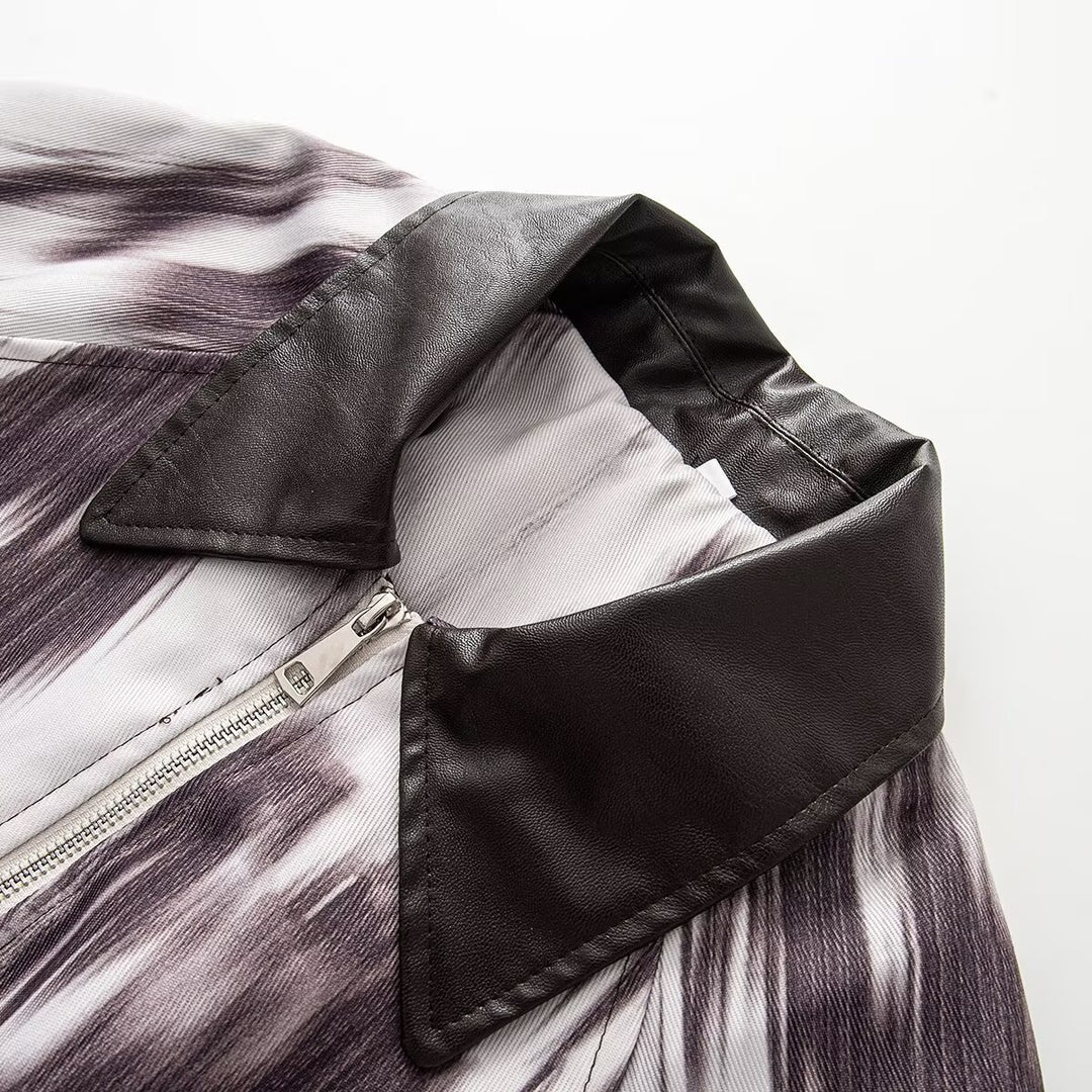 Damen Kurze Bomberjacke im Cropped-Style mit kontrastiertem Kunstlederkragen und abstraktem Print Shop Nory
