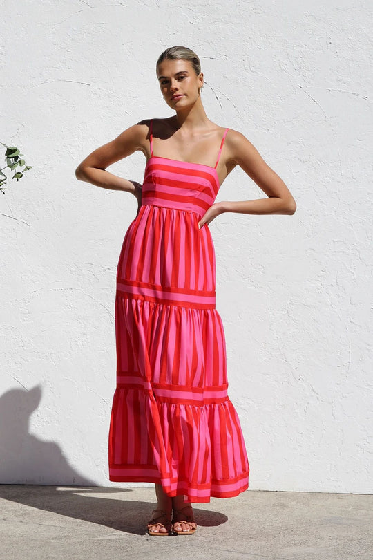 Damen Maxikleid mit Streifenmuster und fließendem Rock