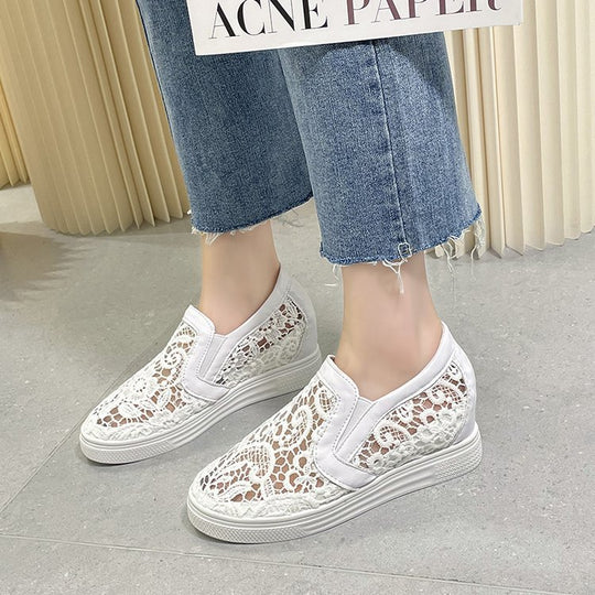 Damen Slip-On Keil-Sneaker mit Spitzen-Obermaterial Shop Nory