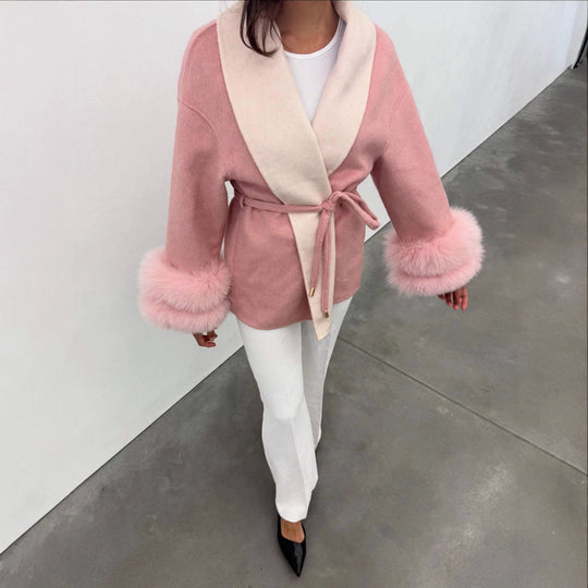 Damen Kurzmantel mit breitem Schalkragen, Bindegürtel und Fellmanschetten Shop Nory