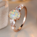 Damen Ring mit schimmerndem Opal und funkelnden Zirkonia-Elementen Shop Nory