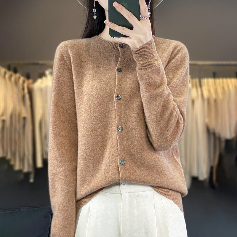 Damen Leichter Feinstrick-Cardigan mit Kaschmir‑Optik, Rundhalsausschnitt und verdeckter Knopfleiste Shop Nory