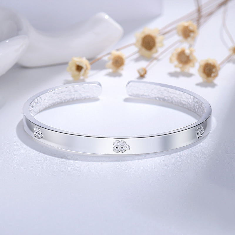 Damen Offener Armreif aus hochwertigem Edelstahl mit strukturiertem Design Shop Nory