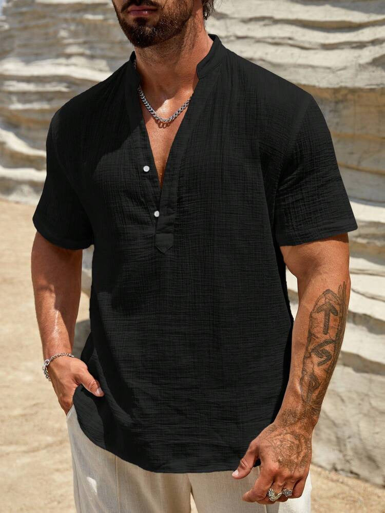 Herren Kurzarm Henley Hemd mit modernem Stehkragen aus leichtem Baumwollmaterial