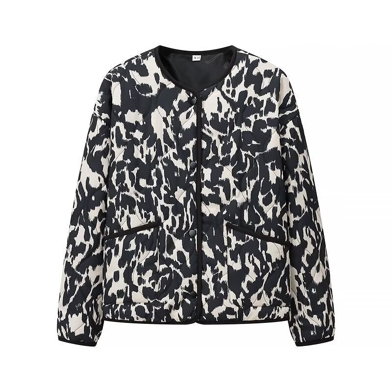 Damen Steppjacke im Oversize-Boxy-Schnitt mit rundem Halsausschnitt und abstraktem Animal-Print Shop Nory