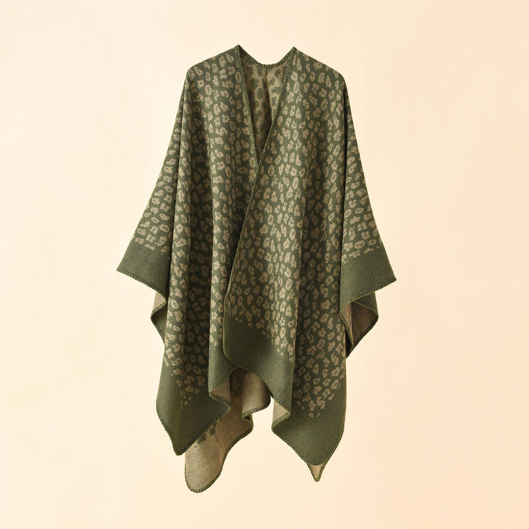 Damen Wollmix-Ruana mit tonigem Leopardenjacquard und kastigem Kimono-Fall Shop Nory