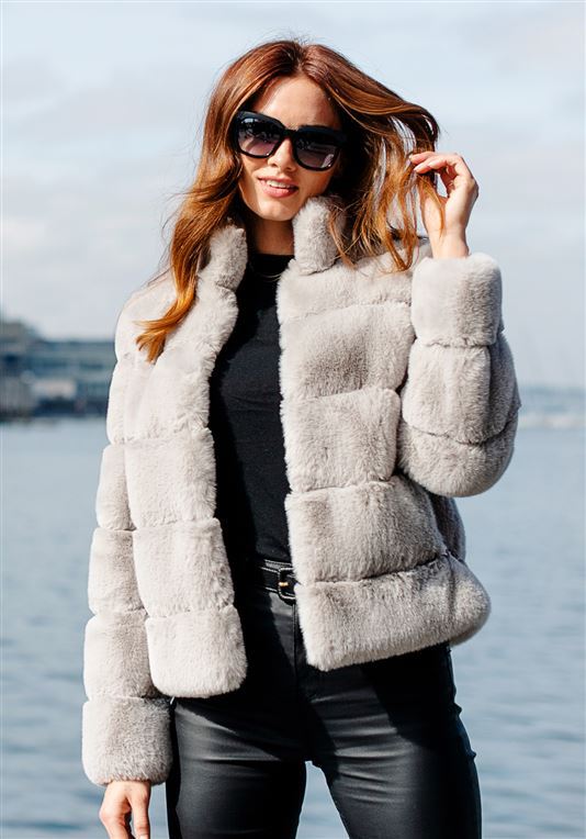 Damen Modische Daunenjacke mit hohem Kragen