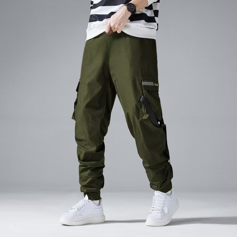 Herren Tapered Cargo-Jogginghose mit mehrfachen Klapp‑ und Gurtbandtaschen Shop Nory