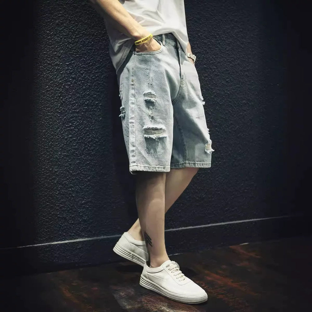 Herren lässige Destroyed Denim-Shorts mit modernen Details und bequemer Passform