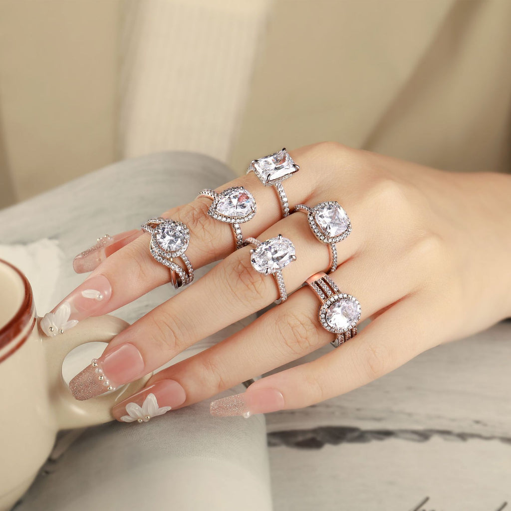 Damen Eleganter und funkelnder Verlobungsring mit ovalem Diamanten Shop Nory