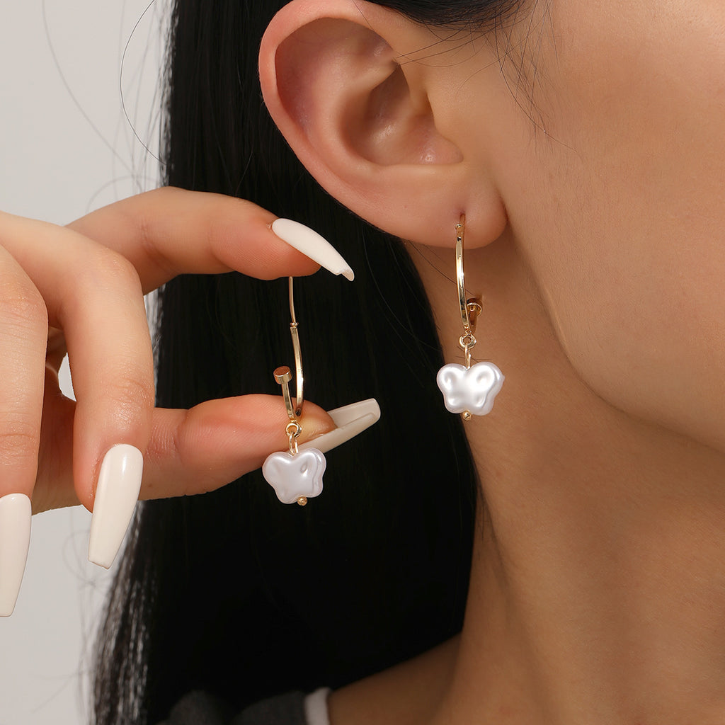 Damen Ohrringe mit elegantem Schmetterlingsanhänger Shop Nory