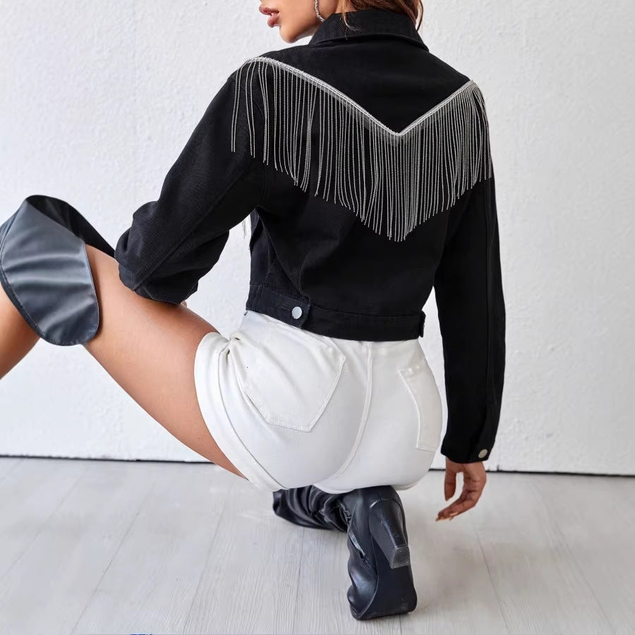 Damen Kurz geschnittene Denim-Jacke mit silbernen Fransen und Knopfleiste Shop Nory