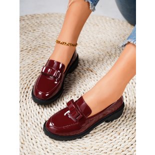 Damen Lack‑Loafer mit profilierter Gummisohle, dekorativer Riemchenschleife und gepolstertem Komfortfußbett Shop Nory