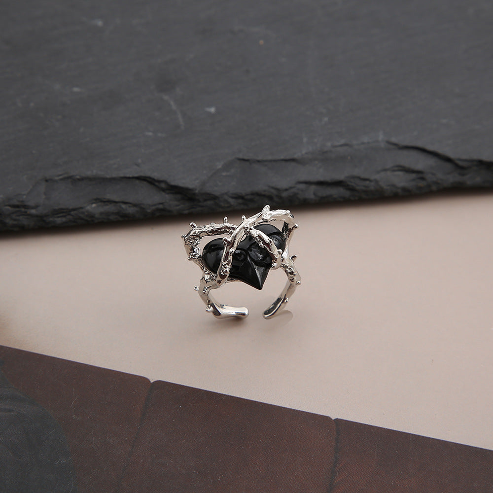 Damen Schmuckring mit filigranem Herzdesign und elegantem Zweigdetail Shop Nory