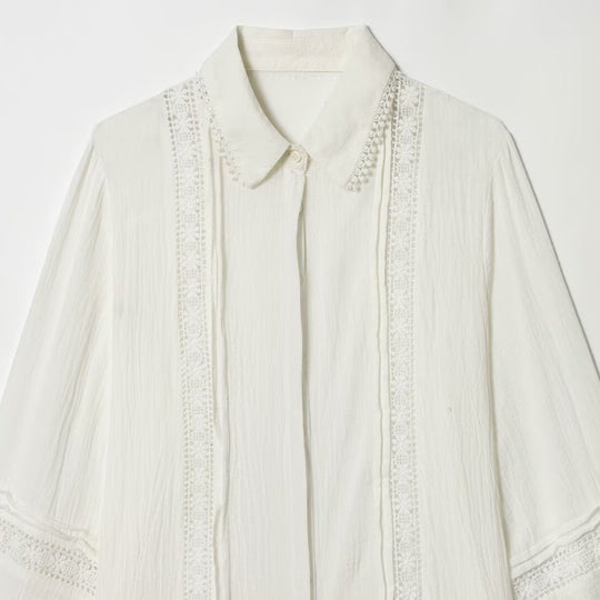 Damen Bluse mit zarter Spitzenapplikation, verdeckter Knopfleiste und Ballonärmeln Shop Nory