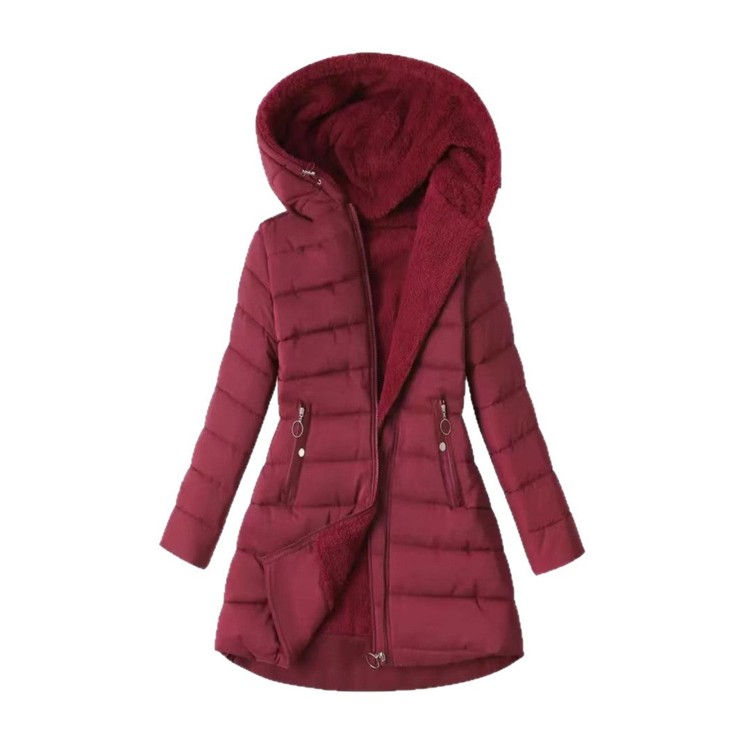 Damen Taillierter Steppmantel mit Oversize-Kapuze, kuscheligem Teddyfutter und Zierringen am Reißverschluss Shop Nory