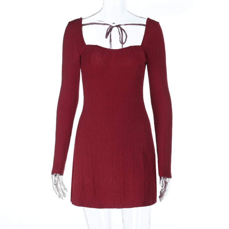 Damen tailliertes Strick‑Minikleid mit eckigem Dekolleté, Unterbrustnähten und Rückentiedetail Shop Nory
