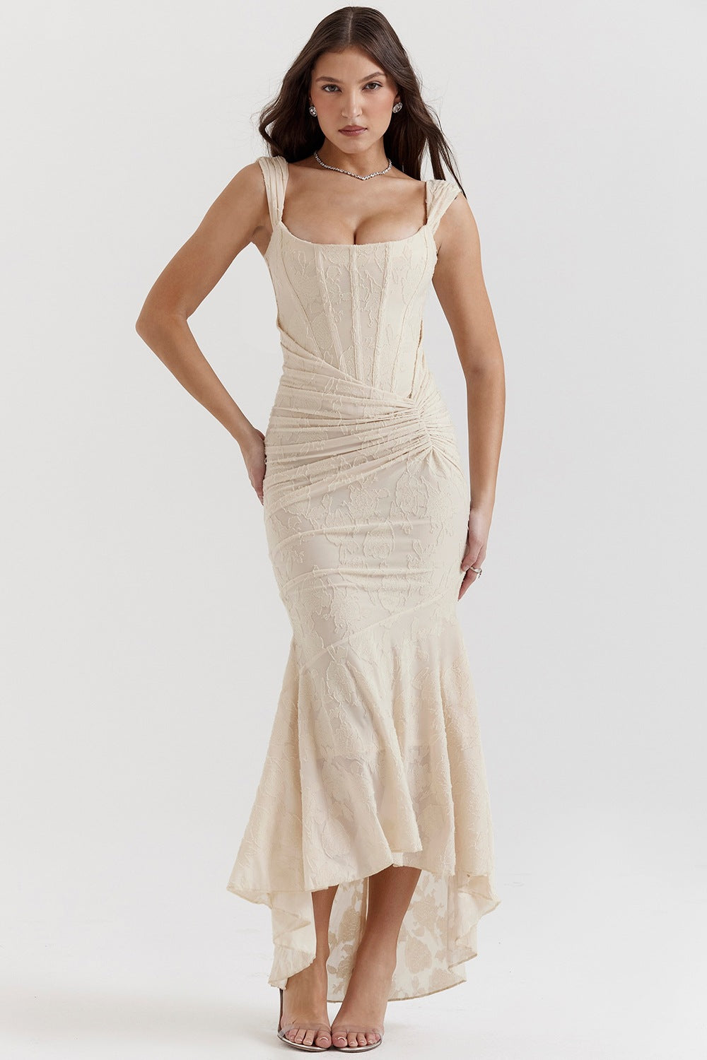 Damen Elegantes Spitzenkleid mit asymmetrischem Saum und gerafften Details