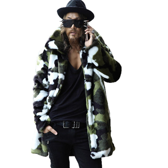 Herren Camouflage-Kunstpelz-Mantel mit langem Schnitt und Oversize-Silhouette Shop Nory