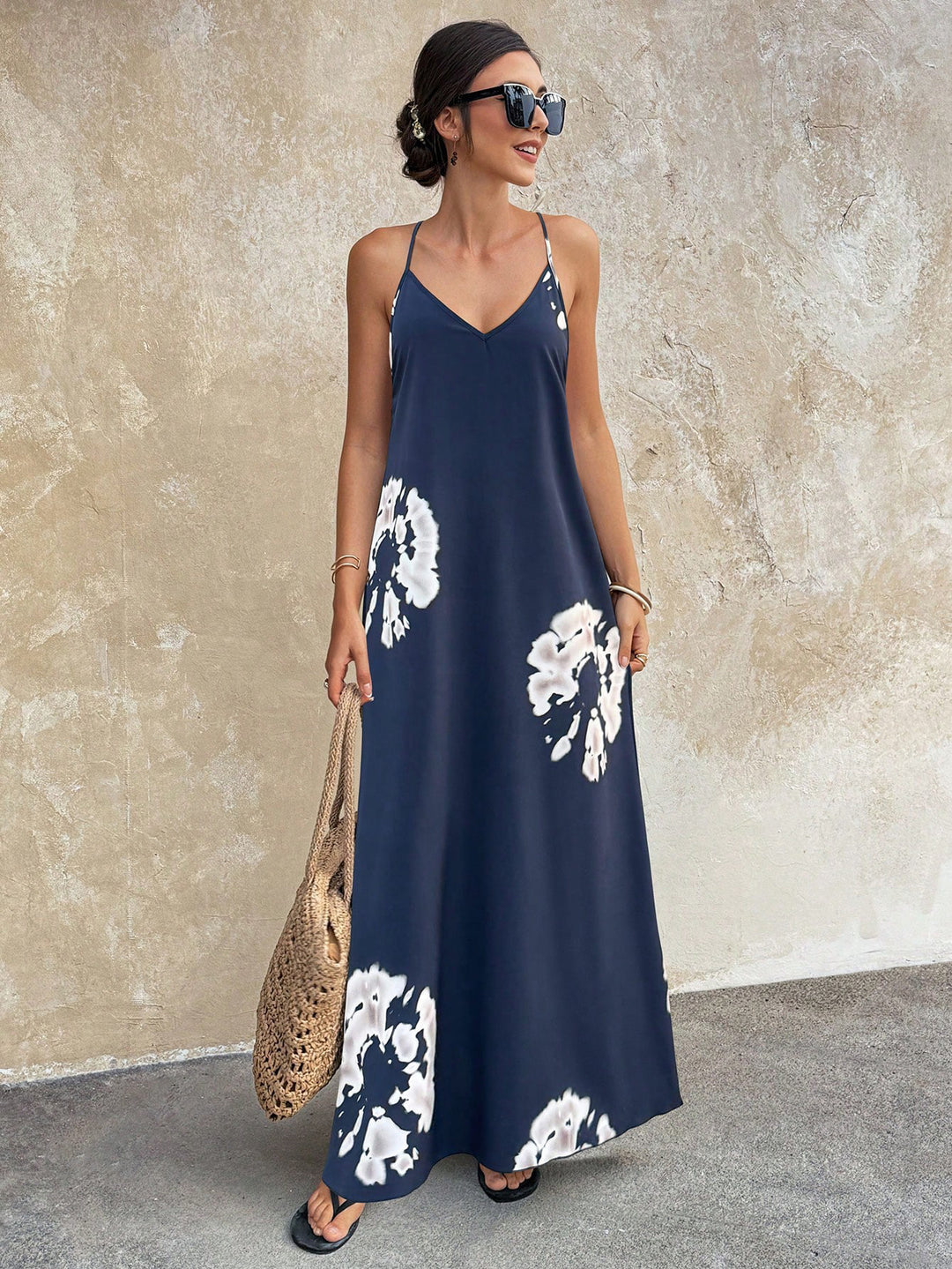 Damen Fließendes Maxikleid mit Spaghettiträgern, V-Ausschnitt und sommerlicher Leinenoptik Shop Nory