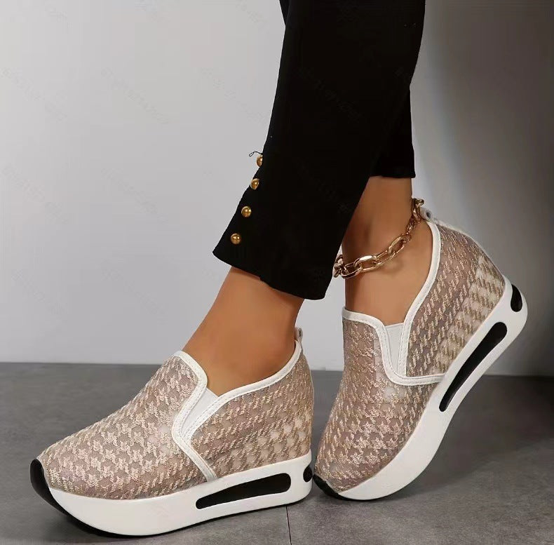 Damen Komfortable Sneaker mit floralem Stickmuster und rutschfester Sohle