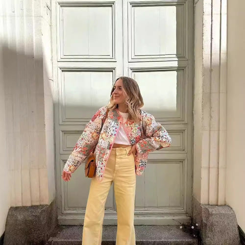 Damen Steppjacke im Patchwork-Bandana-Design mit Rundhals und aufgesetzten Taschen Shop Nory