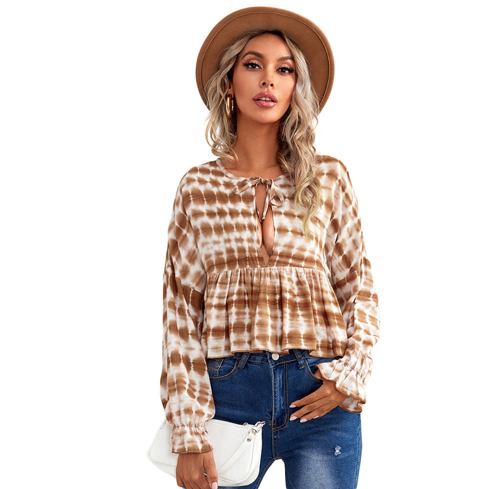Damen luftiges Peplum-Blusenshirt mit Batikmuster, Kordel‑Neckline und gerafften Ärmeln Shop Nory