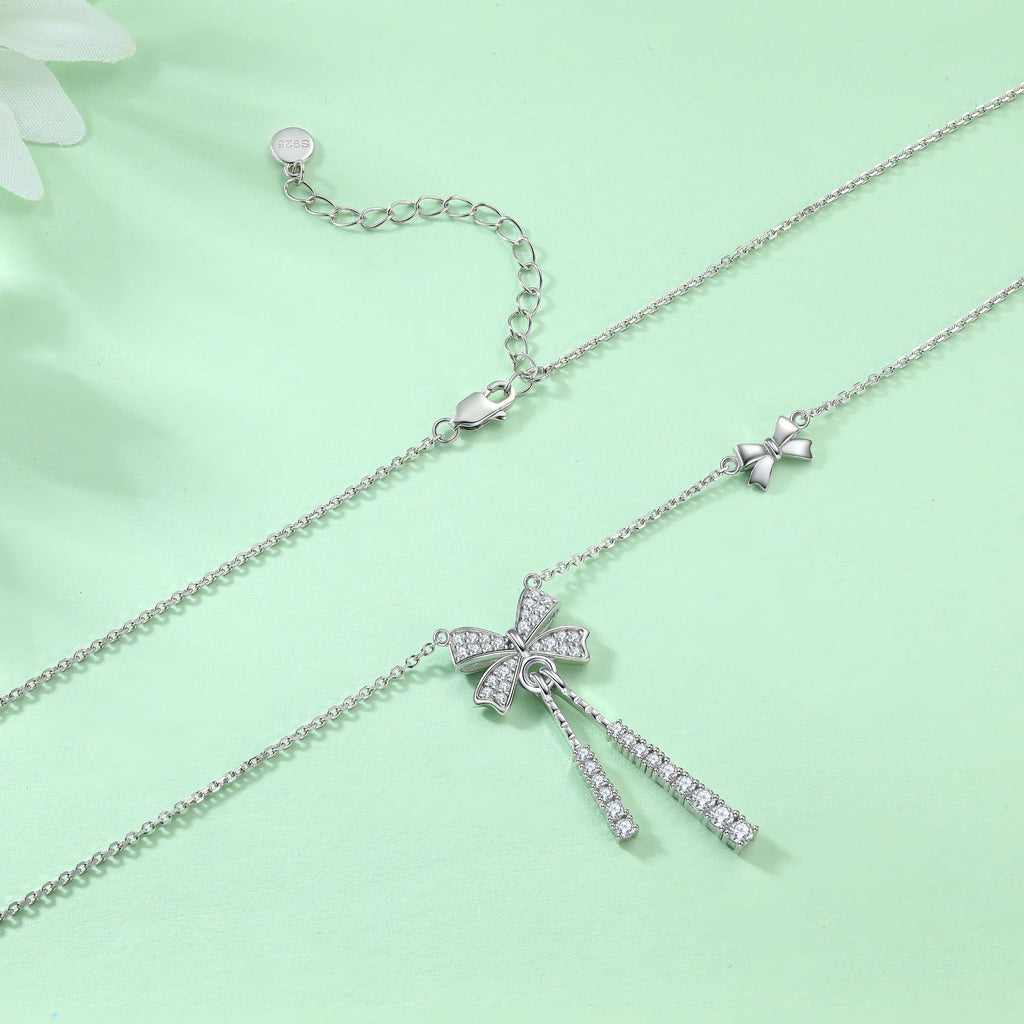 Damen Halskette mit kunstvollem Schleifenmotiv und funkelnden Zirkonia-Details Shop Nory