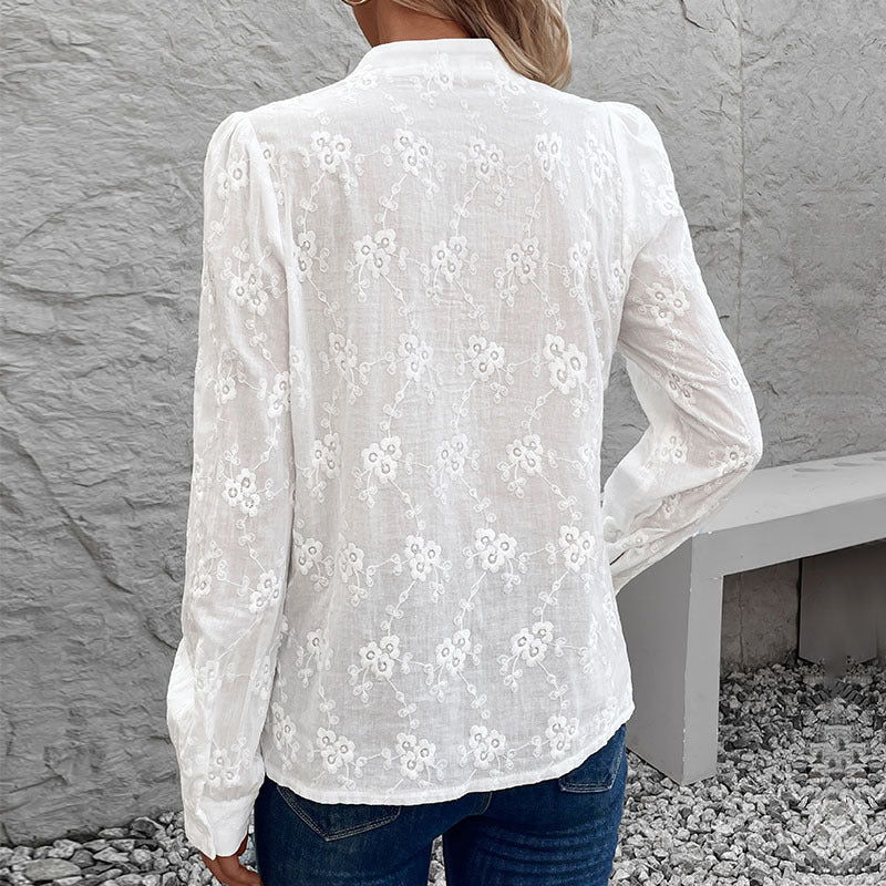 Damen Bluse mit feiner Stickerei