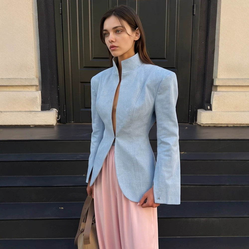 Damen taillierter Stehkragen-Blazer mit verdecktem Hakenverschluss und geschwungenem Saum Shop Nory