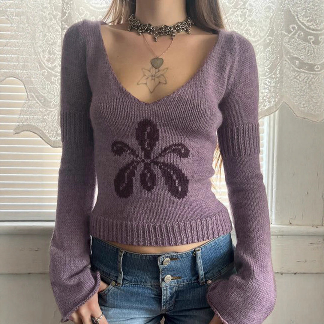 Damen nan kurzes Feinstrick V‑Pullover mit floralem Intarsienmotiv und ausgestellten Trompetenärmeln Shop Nory