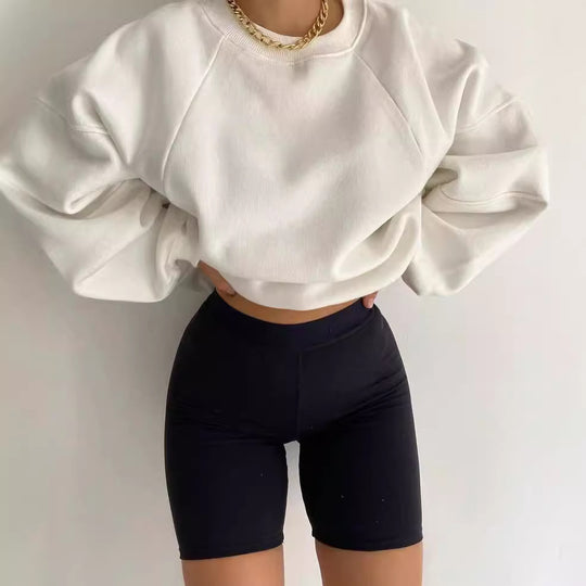Damen Komfort-Loungewear Kombination Oversize-Sweatshirt mit High-Waist Biker-Shorts Shop Nory