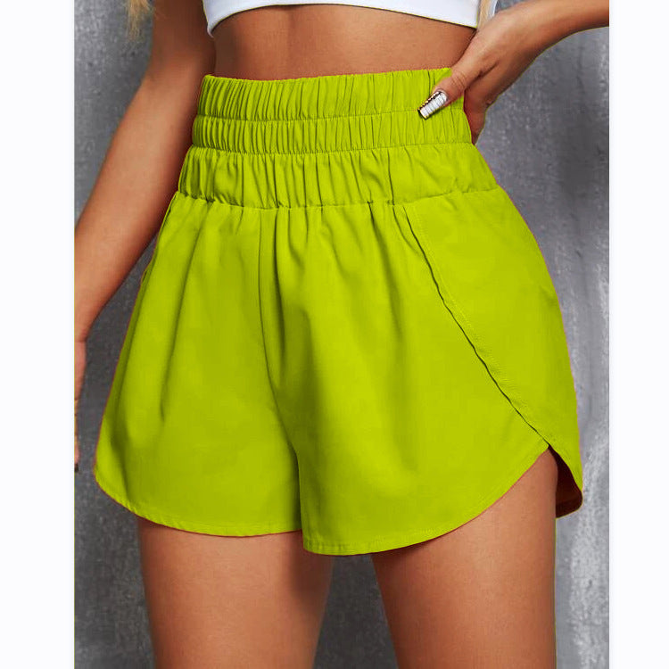 Lockere Sportshorts mit hoher Taille