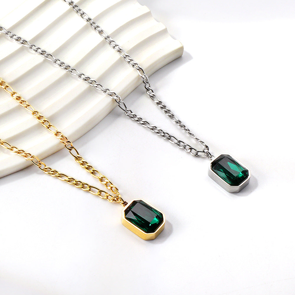 Damen Halskette mit grünem Edelsteinanhänger aus goldplattiertem Edelstahl Shop Nory